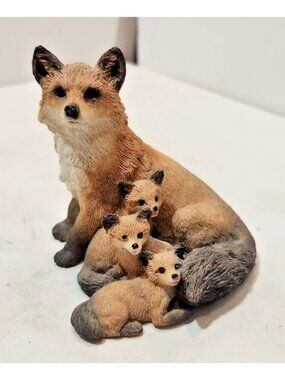 Vtg Stone Critters Fox With Kits Figurine SC-536 Brown & Grey 3" Tall